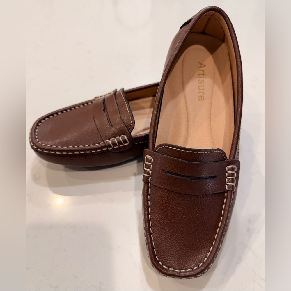NWOT Artisure Women's Classic Comfort Leather Driving Shoes - Picture 4 of 8